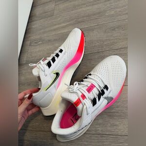 Men Nike running shoe